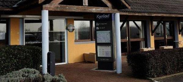Kyriad Evreux - Netreville Exterior foto